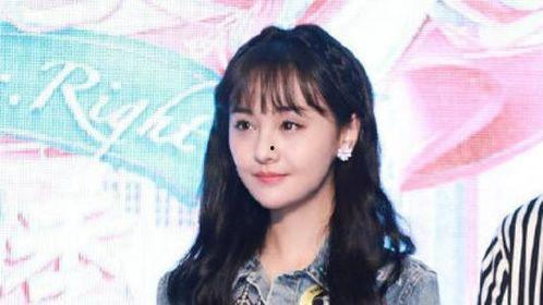 郑爽淡出娱乐圈,告别喧嚣，追寻内心宁静