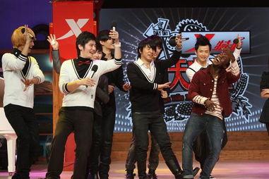 天天向上的图片,探寻美好生活的点滴瞬间